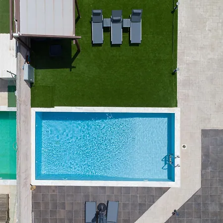 Villa Blue Horizon - Pool&sports Court I Sea View *